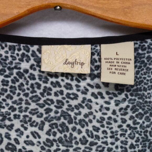 Women's Large Baby Doll Blouse Y2K DAYTRIP Black Leopard Print Sleeveless Top - Picture 3 of 4